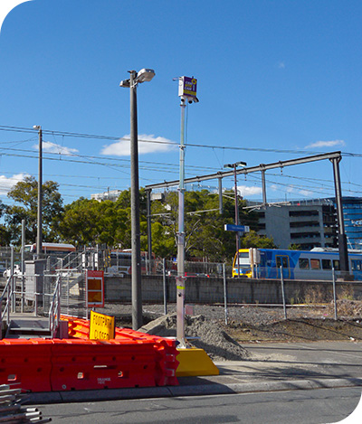 Concrete base w telescopic pole